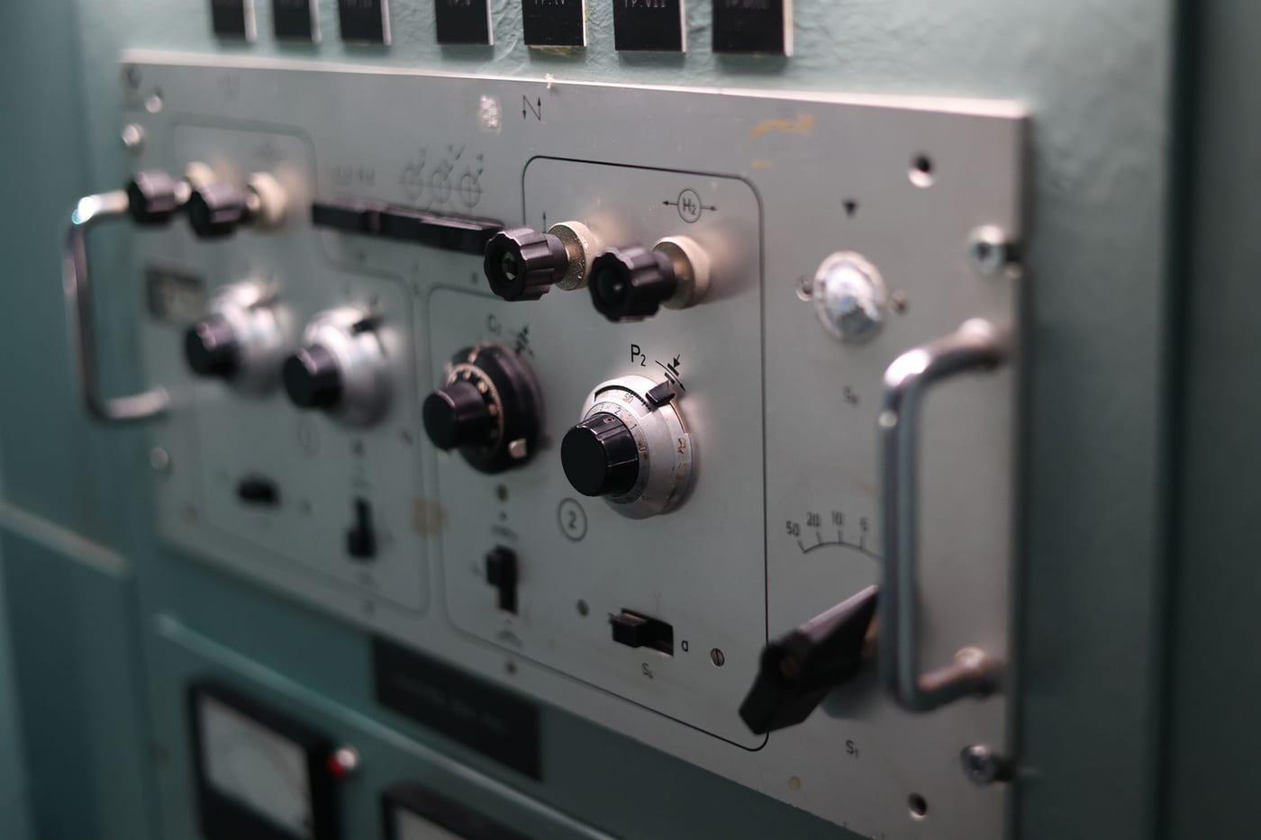 circuit breaker